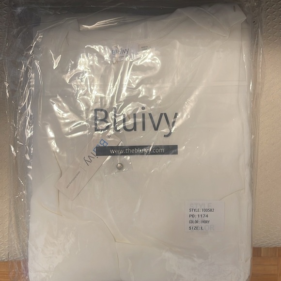 CLEAR OUT!!!! Asymmetric Modern Draped Top - Picture 11 of 12